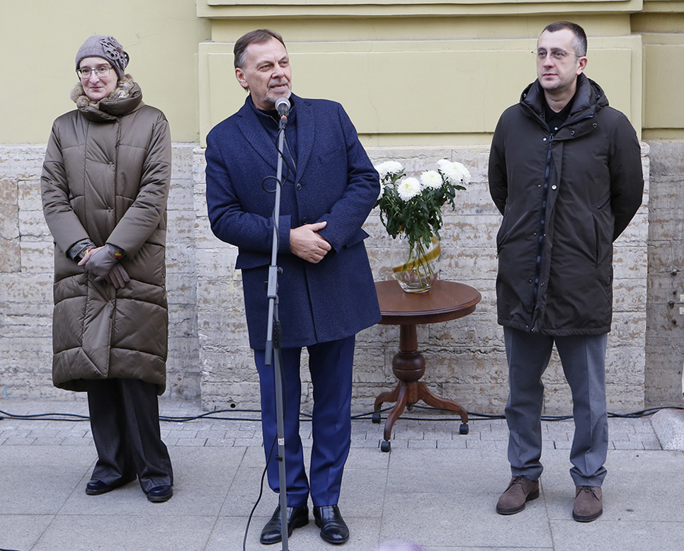 На здании Кунсткамеры открыли мемориальную доску Юрию Валентиновичу Кнорозову
